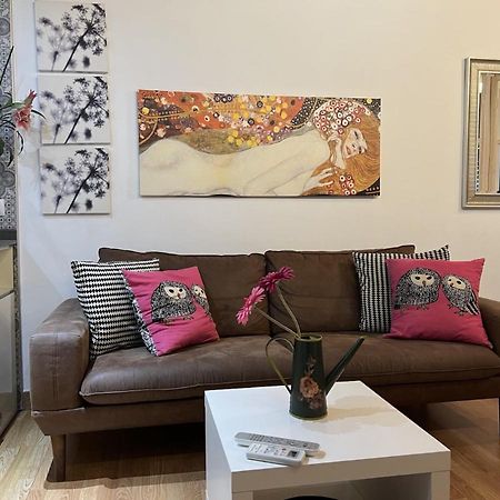 Blasco De Garay Apartment - Poble Sec برشلونة المظهر الخارجي الصورة