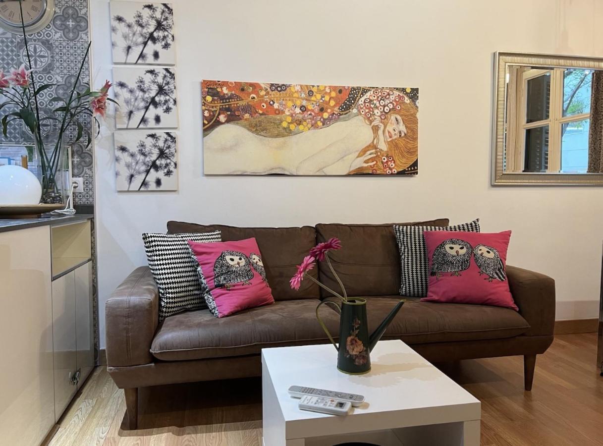 Blasco De Garay Apartment - Poble Sec برشلونة المظهر الخارجي الصورة